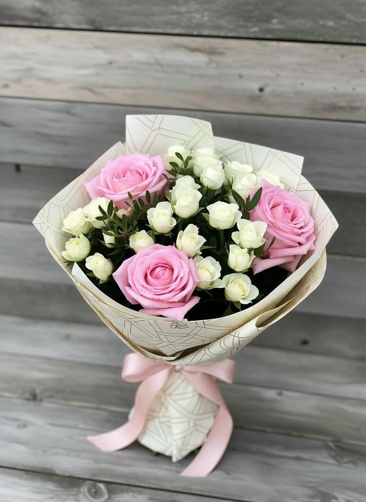Букет цветов из: Розы в Старотимашкино