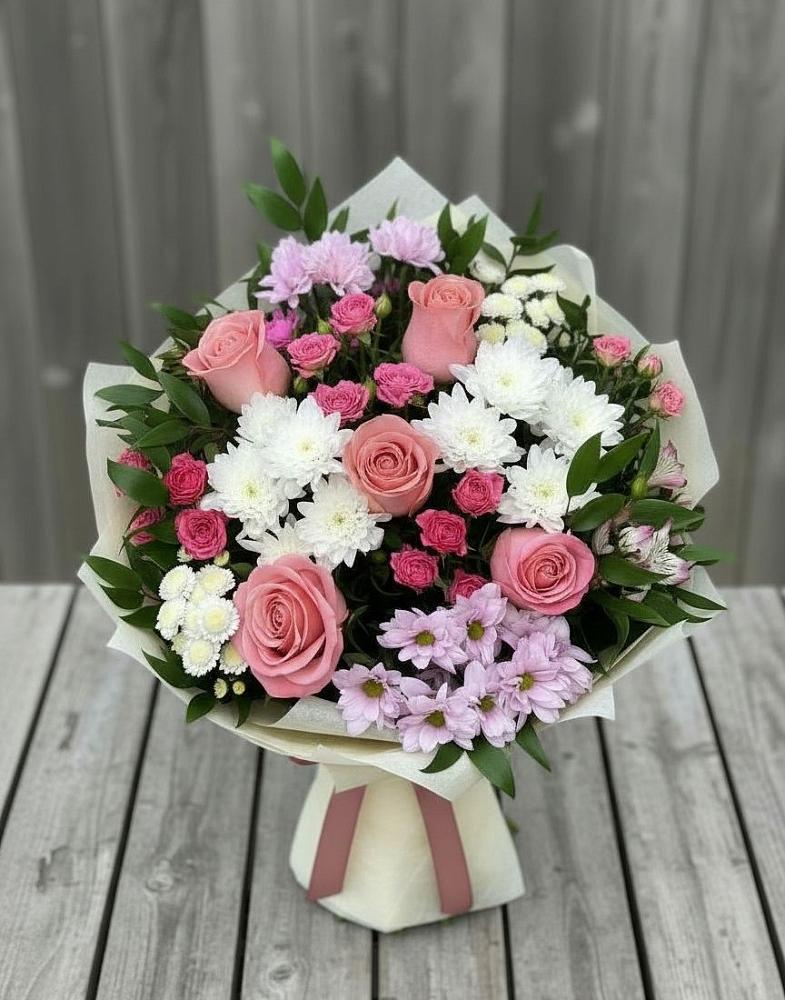 Букет цветов из: Альстромерии, Гвоздики, Розы и Хризантемы в Старотимашкино