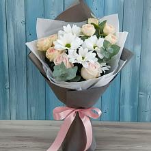 Букет цветов из:  Хризантемы и Розы в Старотимашкино
