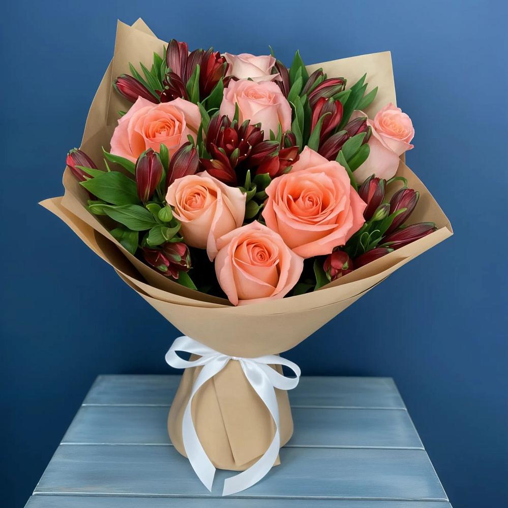 Букет цветов из: Розы и Альстромерии в Старотимашкино