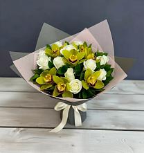 Букет цветов из:  Орхидеи и Розы в Старотимашкино