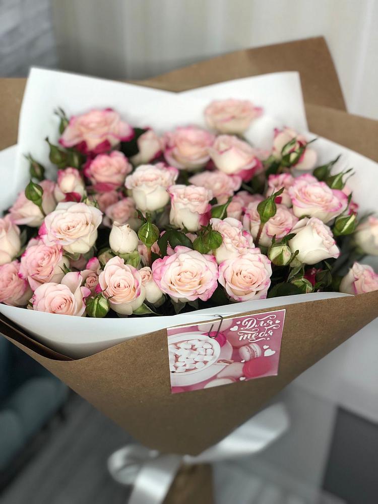 Букет цветов из: Розы в Старотимашкино