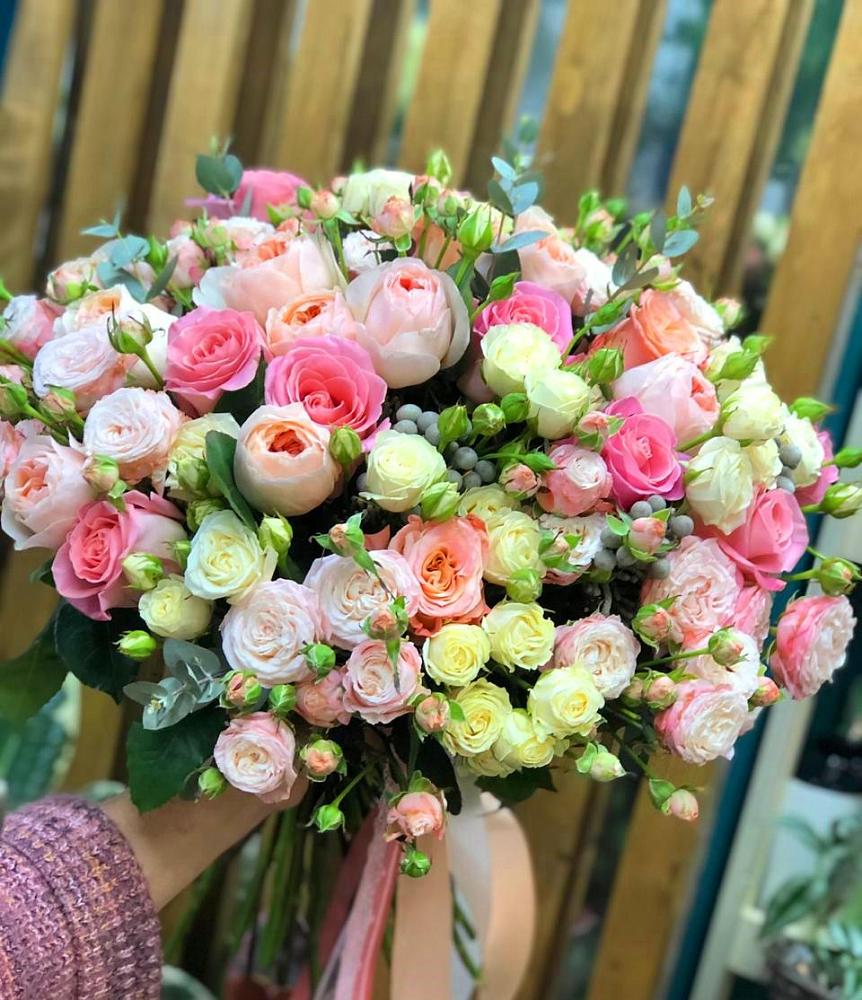 Букет цветов из: Розы в Старотимашкино