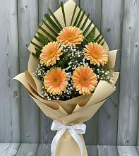 Букет цветов из:  Герберы в Старотимашкино