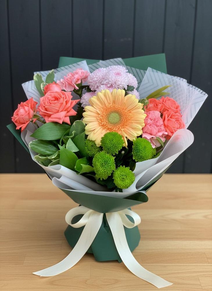 Букет цветов из: Гвоздики, Розы, Герберы и Хризантемы в Старотимашкино