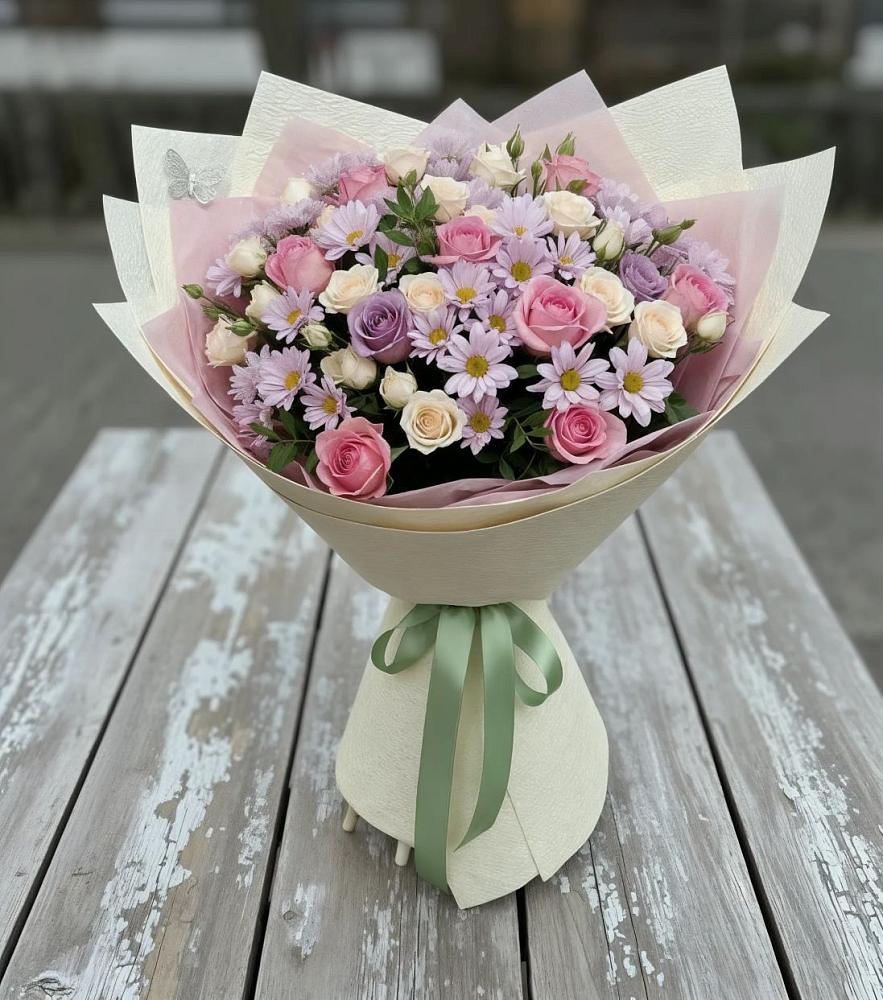 Букет цветов из: Розы и Хризантемы в Старотимашкино